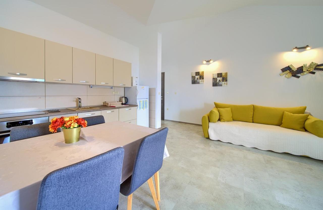 Apartmani Dal Malinska Luaran gambar