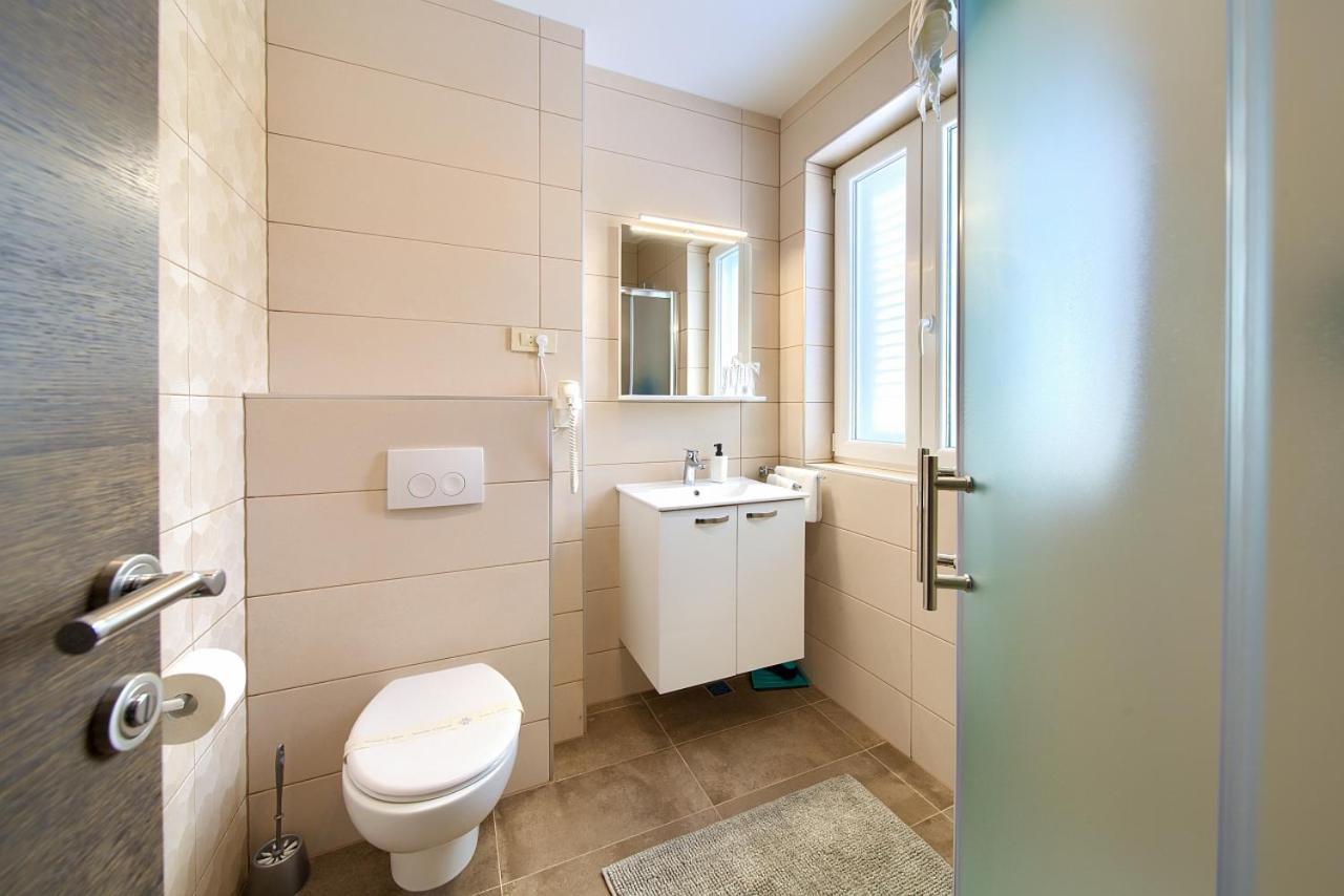 Apartmani Dal Malinska Luaran gambar