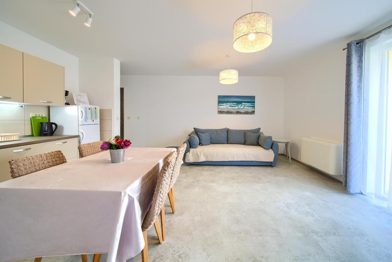 Apartmani Dal Malinska Luaran gambar